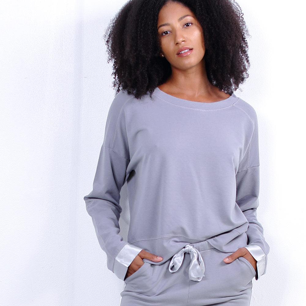 Izzy Sweatshirt with satin Cuffs