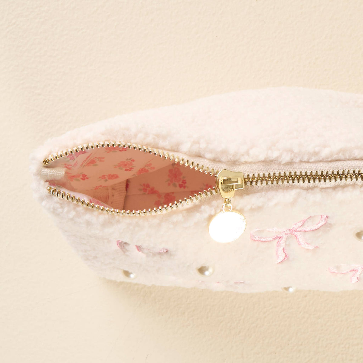 Teddy Pouch-Bows Pink - Bella Boutique