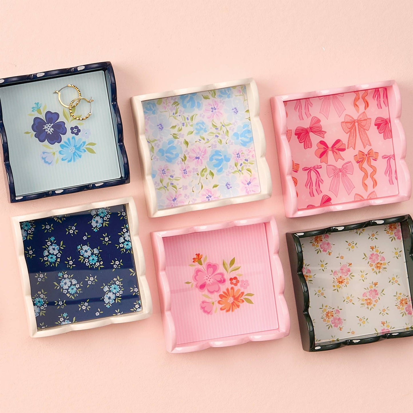Scallop Trinket Tray-Dainty Floral Navy