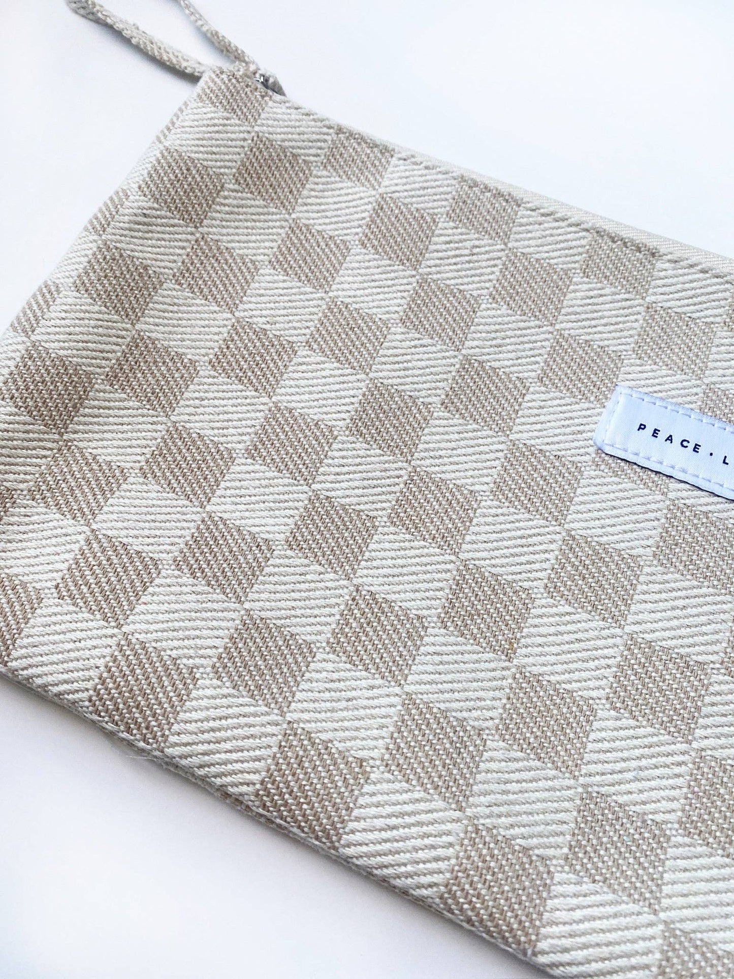 Checkered Tile Zipper Pouch