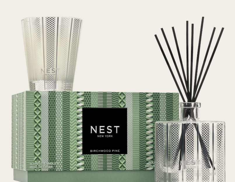 Holiday Classic Candle and Diffuser Set