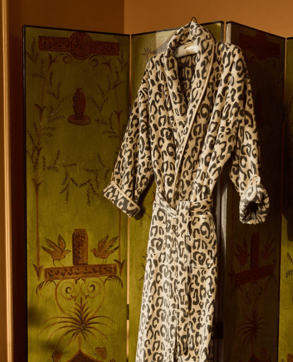 Weezie Long Plush Robe Leopard - Bella Boutique