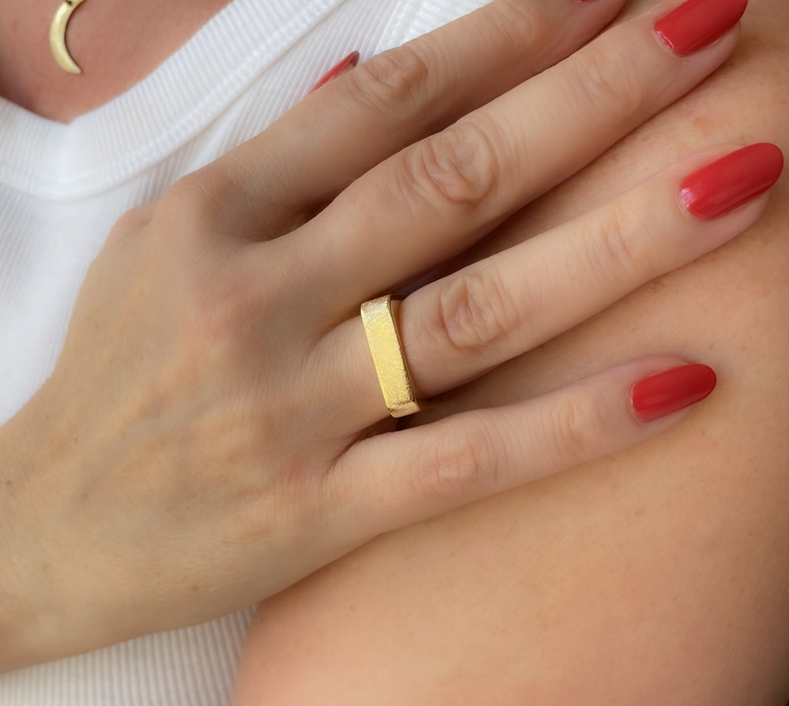 Brushed Finish Modern Square Shaped Ring - Bella Boutique