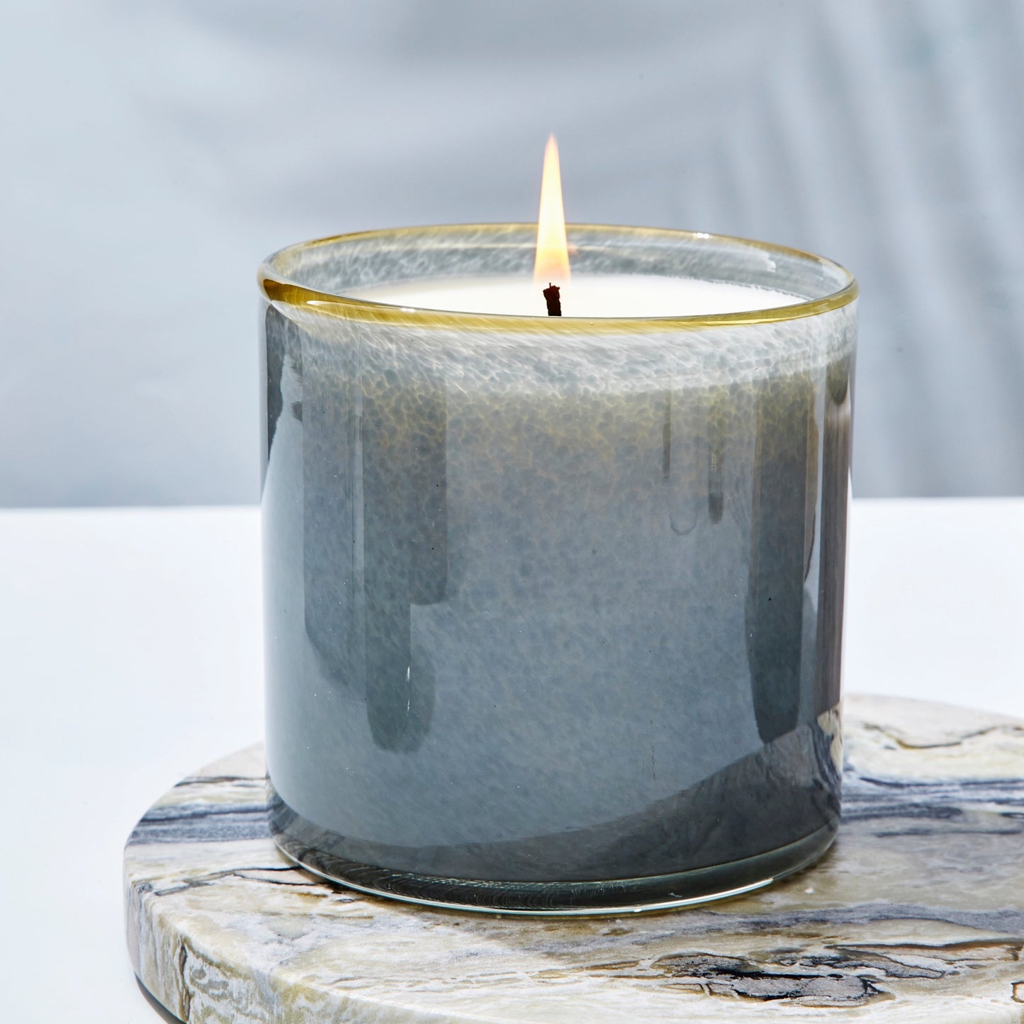 Classic Candle Sea & Dune - 15.5 oz.