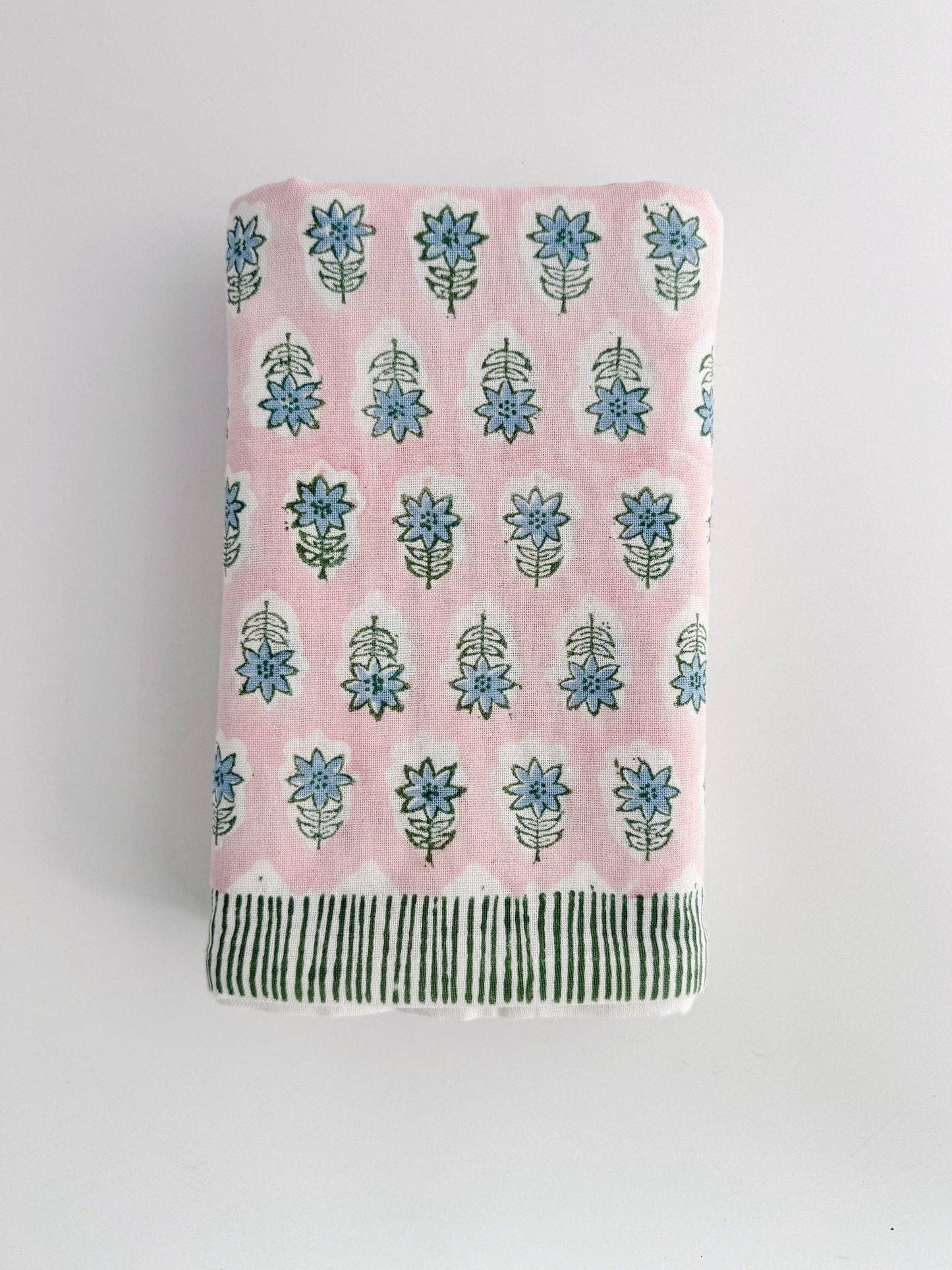 Table Throw - Lily - Rose - Bella Boutique