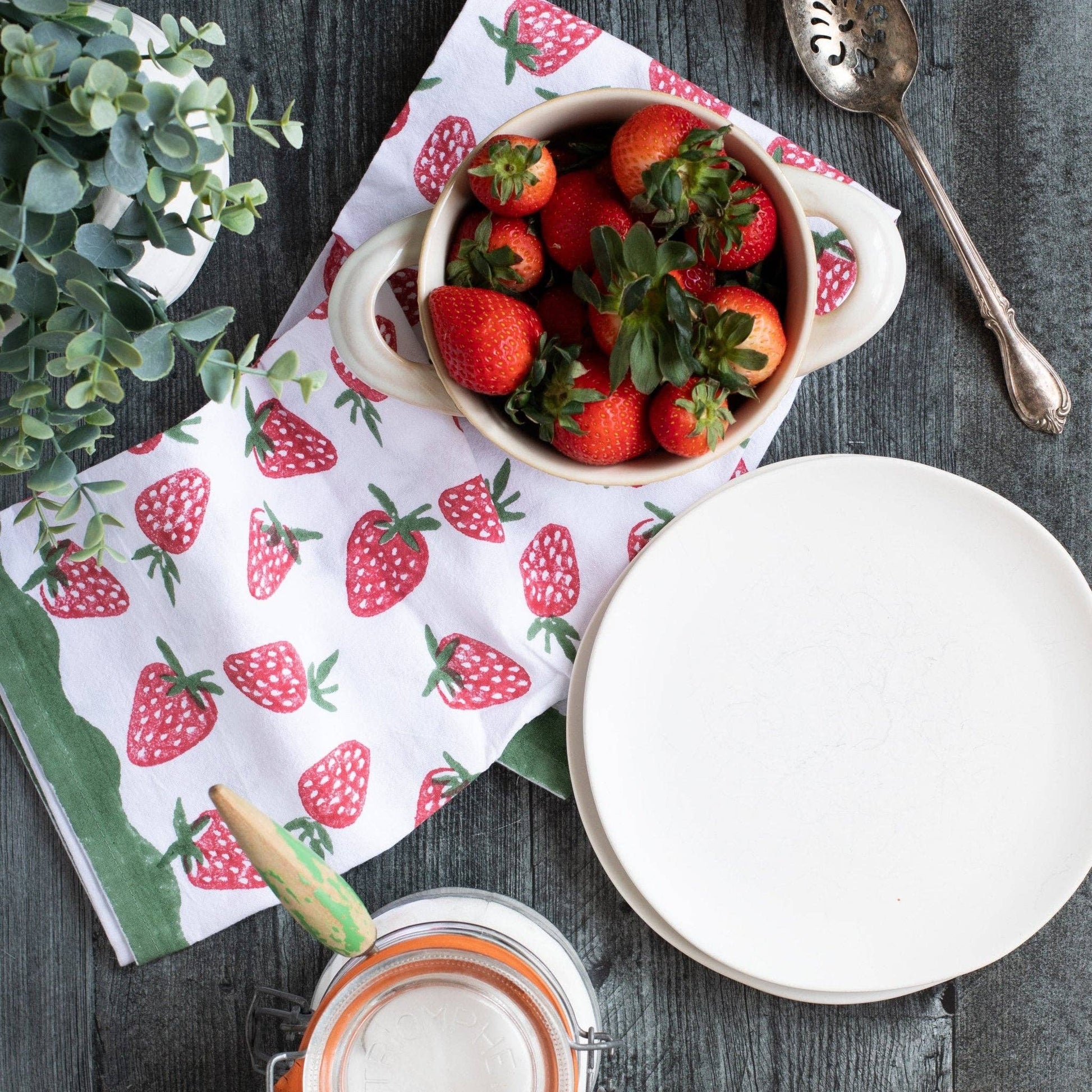 Tea Towel - Strawberry - Bella Boutique