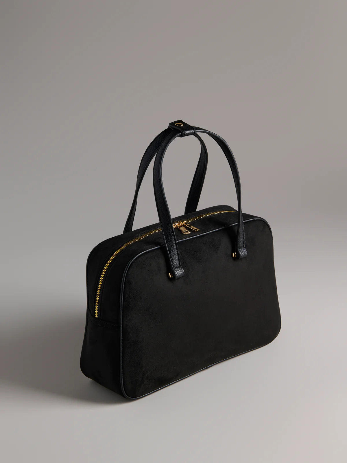 Valerie Satchel Black - Bella Boutique