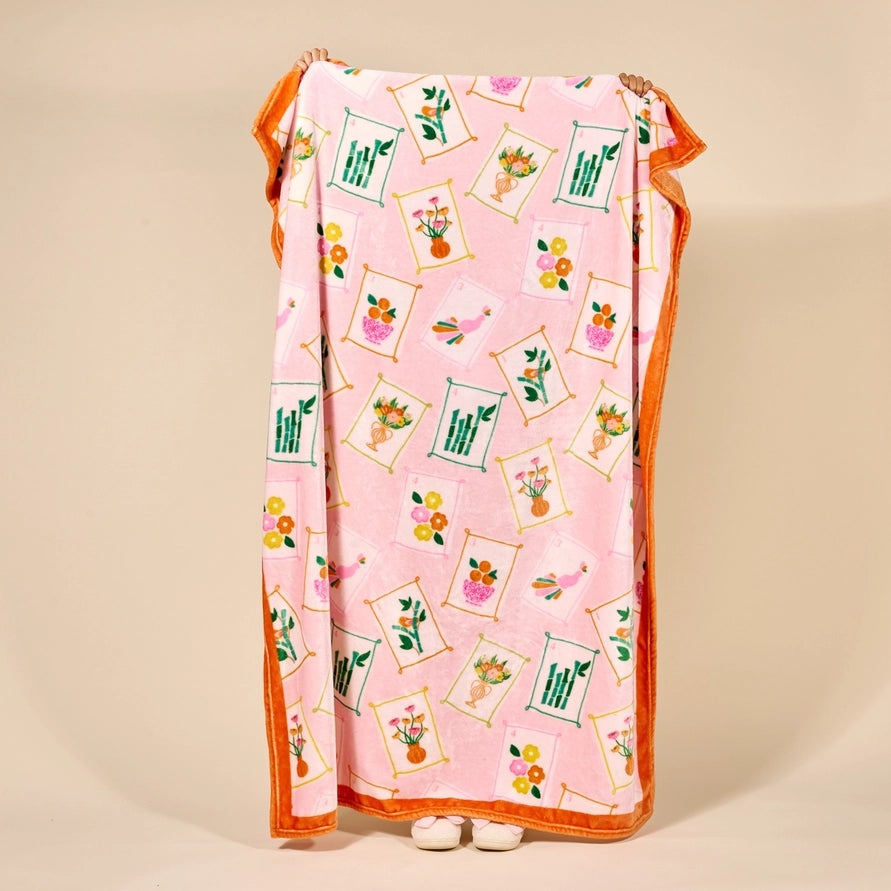 Snuggle Up Fleece Blankets - Bella Boutique