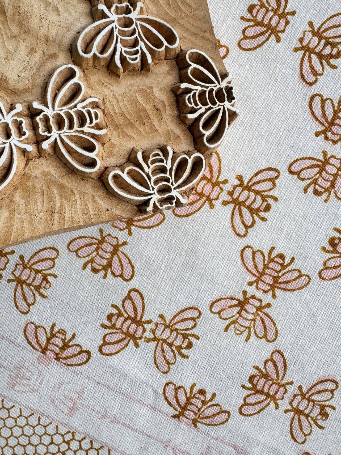 Table Throw - Honeybee - Rose & Mustard - Bella Boutique