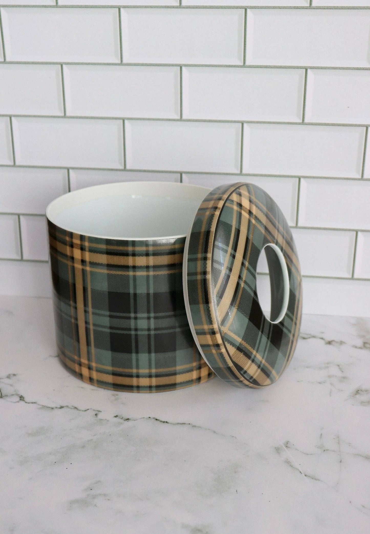 The Presley Tissue Vessel - Bella Boutique