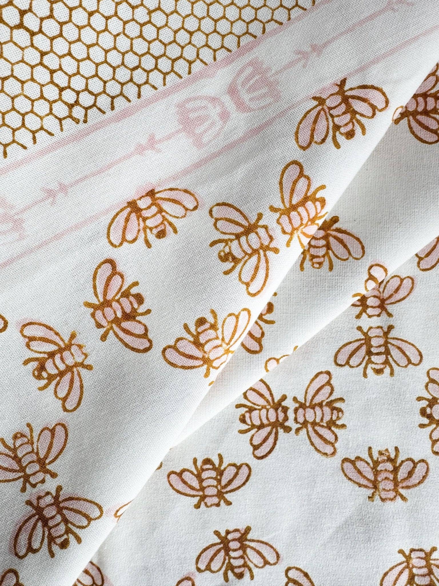 Table Throw - Honeybee - Rose & Mustard - Bella Boutique