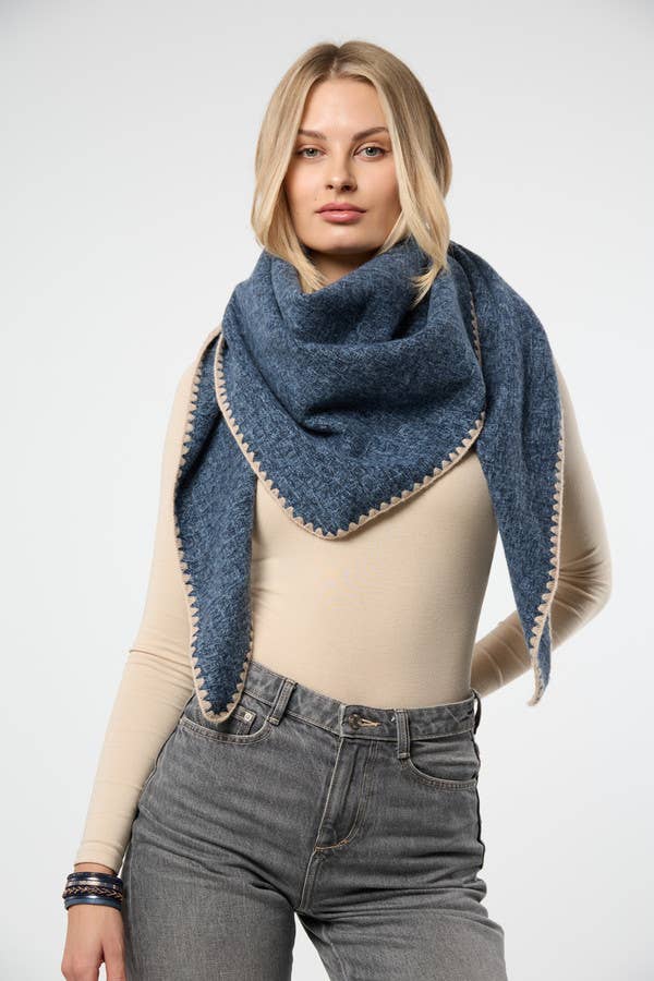 Knitted Triangle Shawl - Bella Boutique