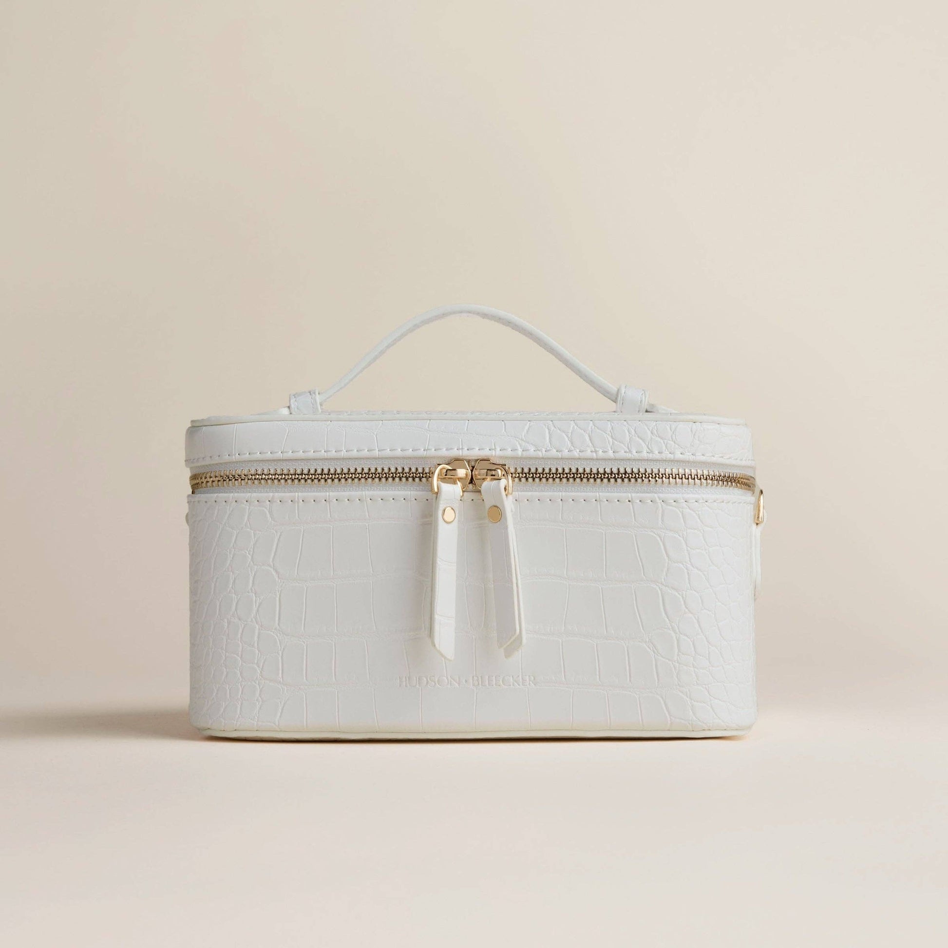 Crimson Jetsetter Train Case - Bella Boutique