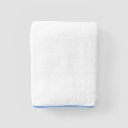 Weezie Signature Bath Towel - Bella Boutique