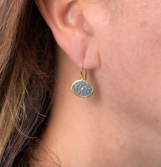 Mix metal eye earrings - Bella Boutique