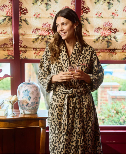 Weezie Long Plush Robe Leopard - Bella Boutique