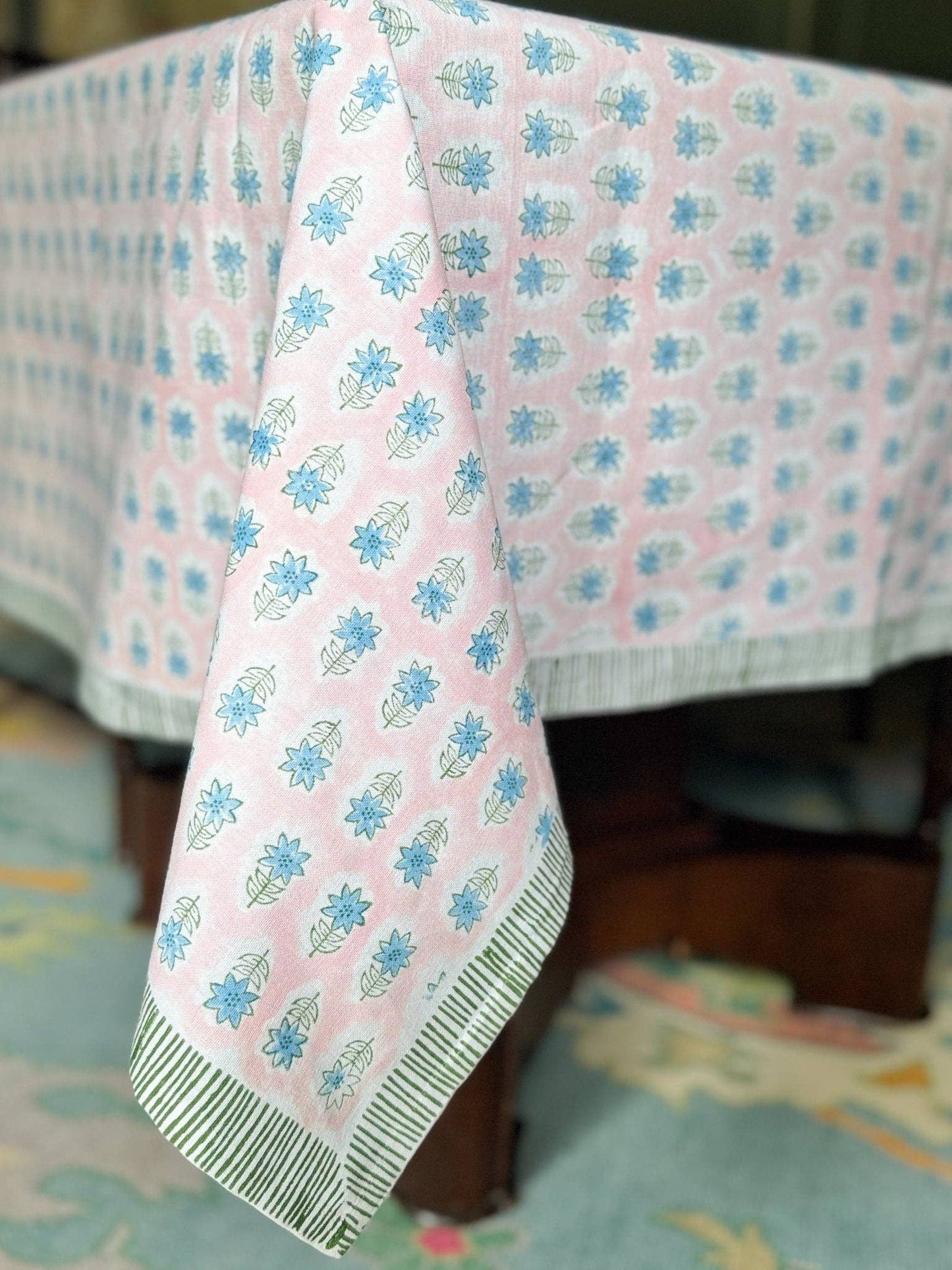 Table Throw - Lily - Rose - Bella Boutique