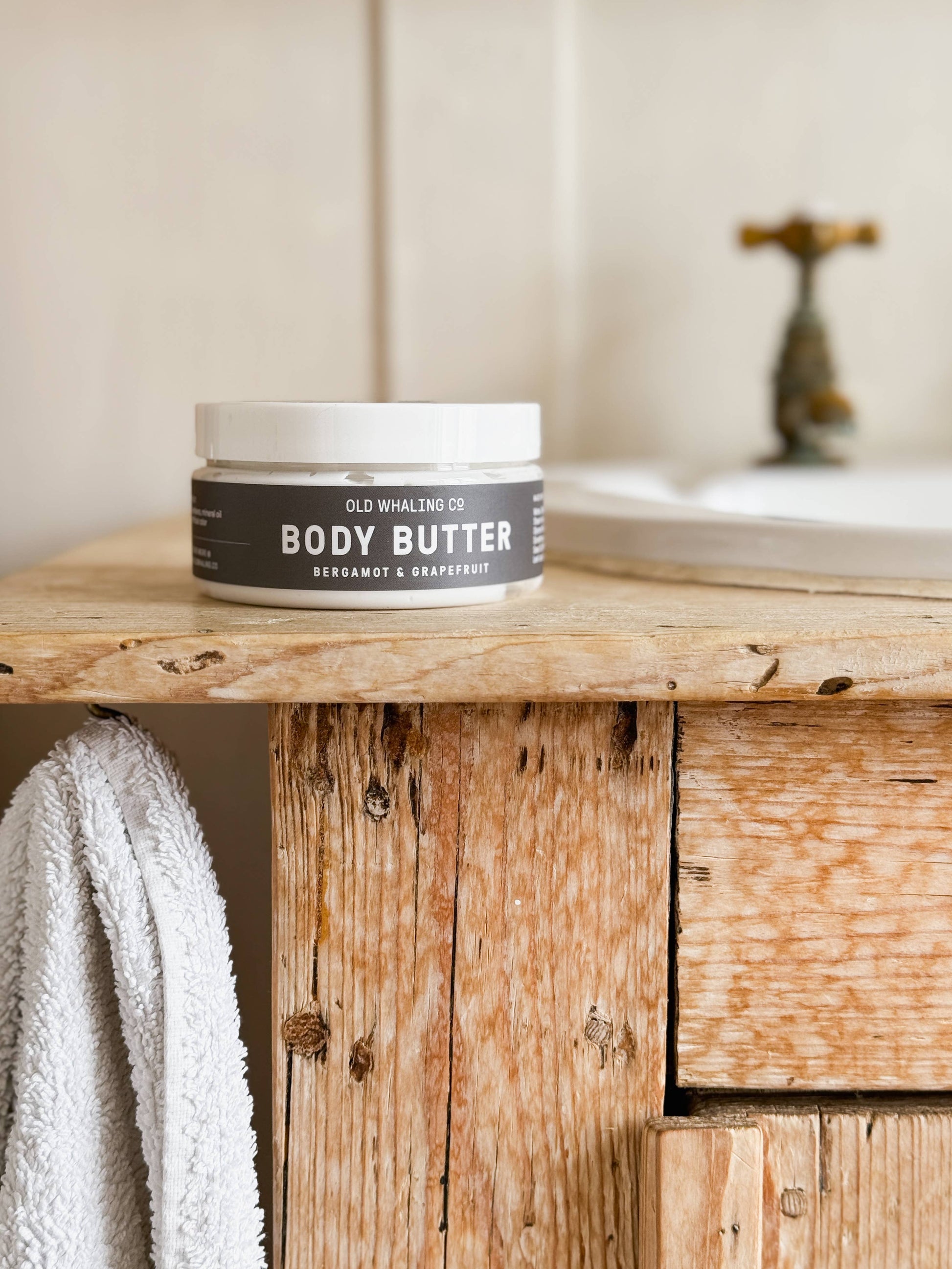 Bergamot & Grapefruit Body Butter (8oz) - Bella Boutique