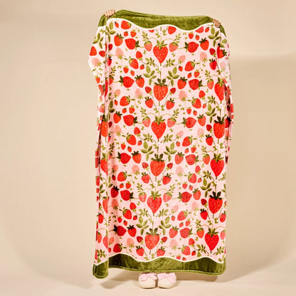 Snuggle Up Fleece Blankets - Bella Boutique