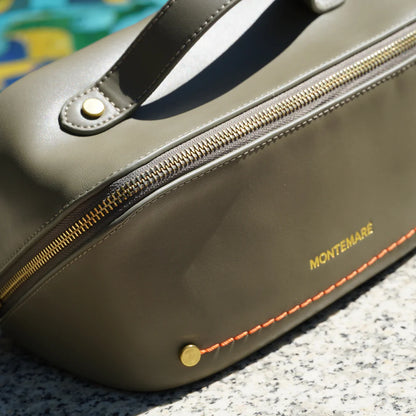 Roma Foldout Toiletry